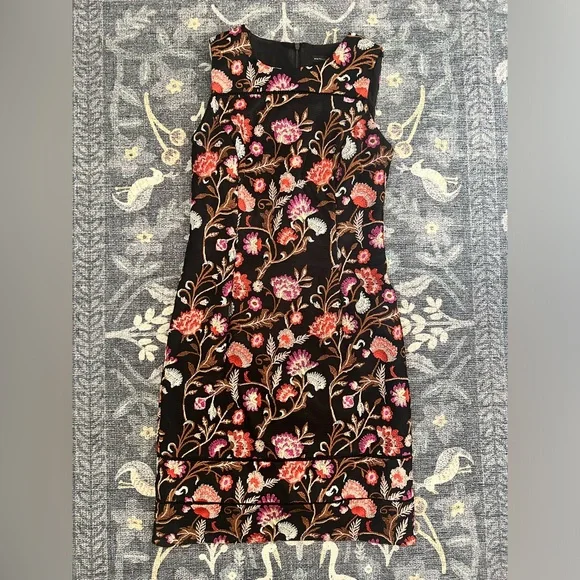 White House Black Market | Dresses | White House Black Market Whbm Floral Embroidered Midi Sheath Dress | Poshmark White House Black Market | Dresses | White House Black Market Whbm Floral Embroidered Midi Sheath Dress | Poshmark
